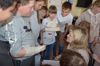 "Оказание первой помощи при несчастных случаях"