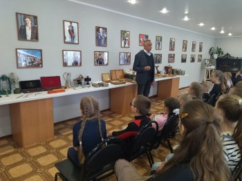 Выставка «Здесь тыл был фронтом»