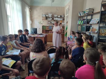 Экскурсия в библиотеку