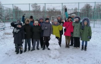 Конкурс снежной скульптуры "Забавные снеговики"