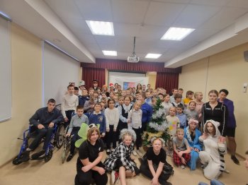 Новогодний спектакль «Чудеса случаются»
