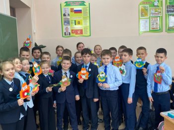 Поздравительные открытки к 8 марта