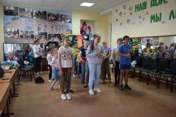 Игра "У камня традиций"