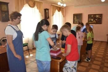 День археолога
